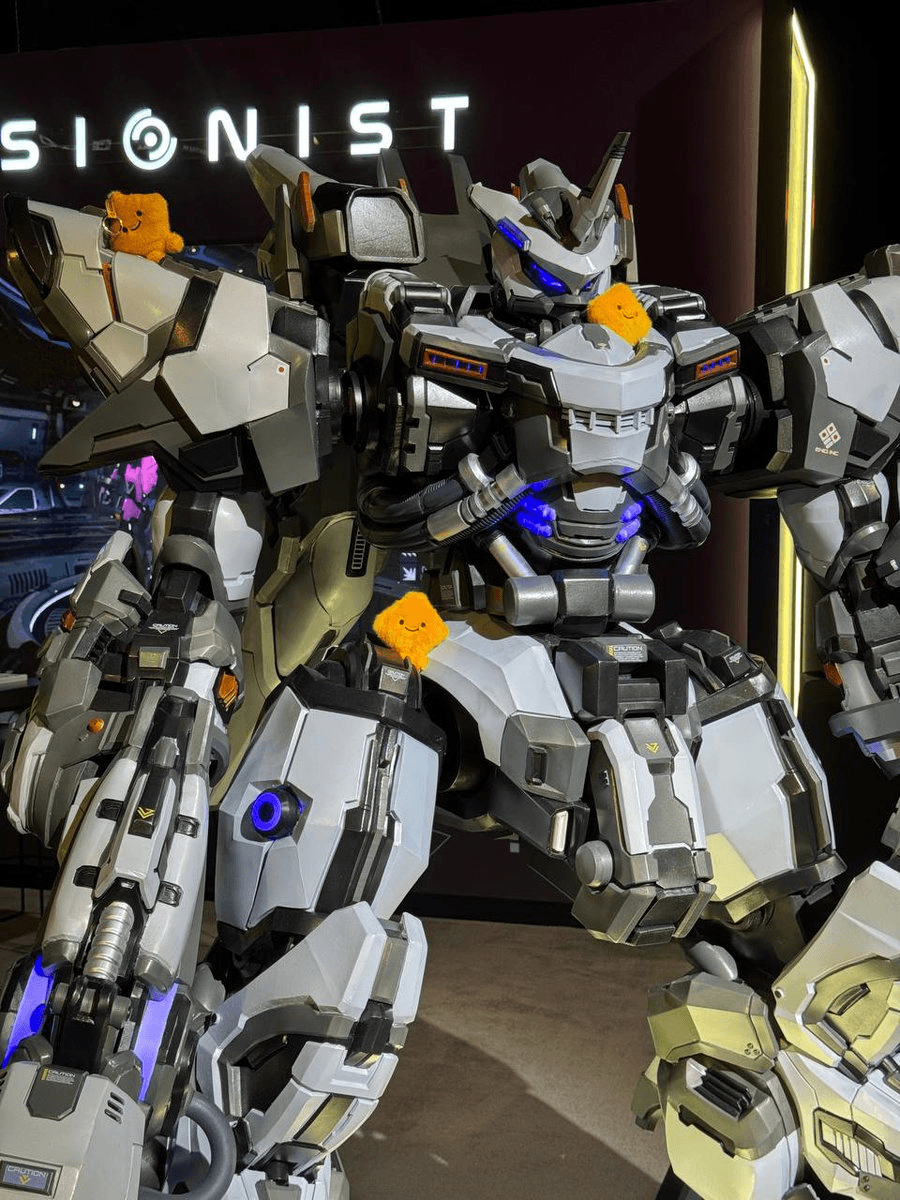 Fusionist Debuts Adorable Mech Edition at Binance Blockchain Week Dubai